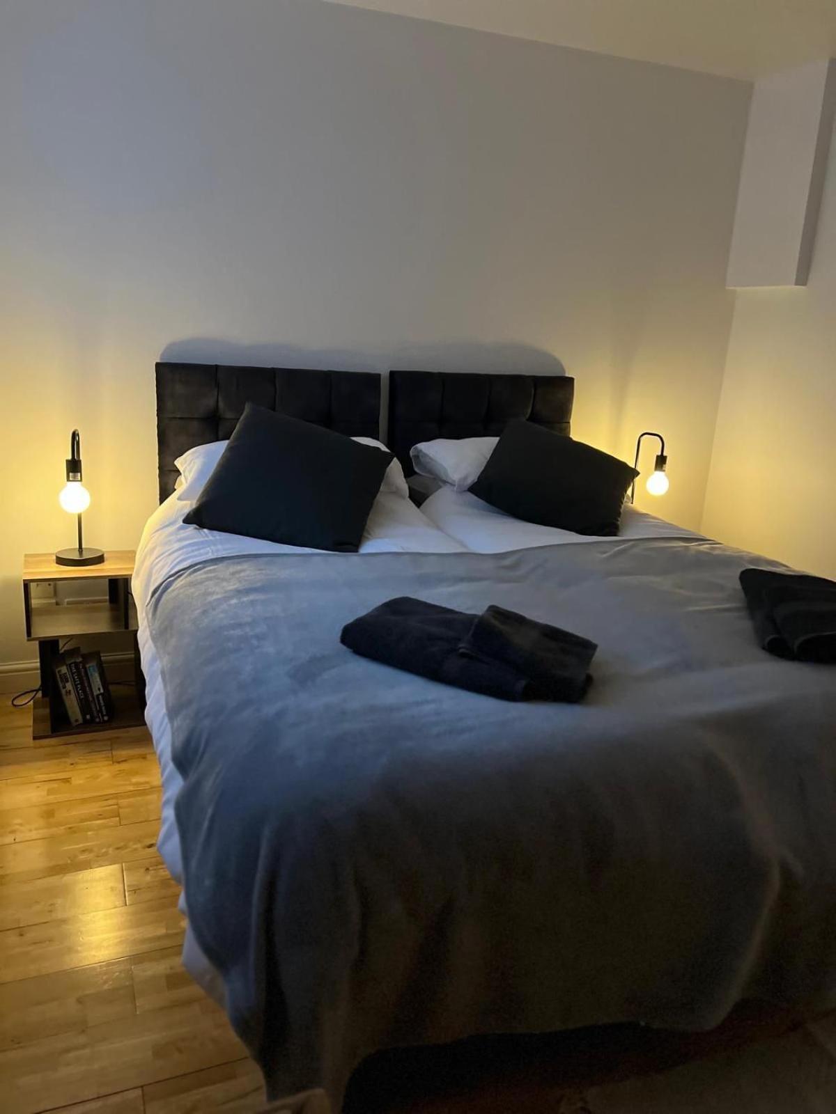 Cozy 1 Bedroom Basement Flat London Luaran gambar